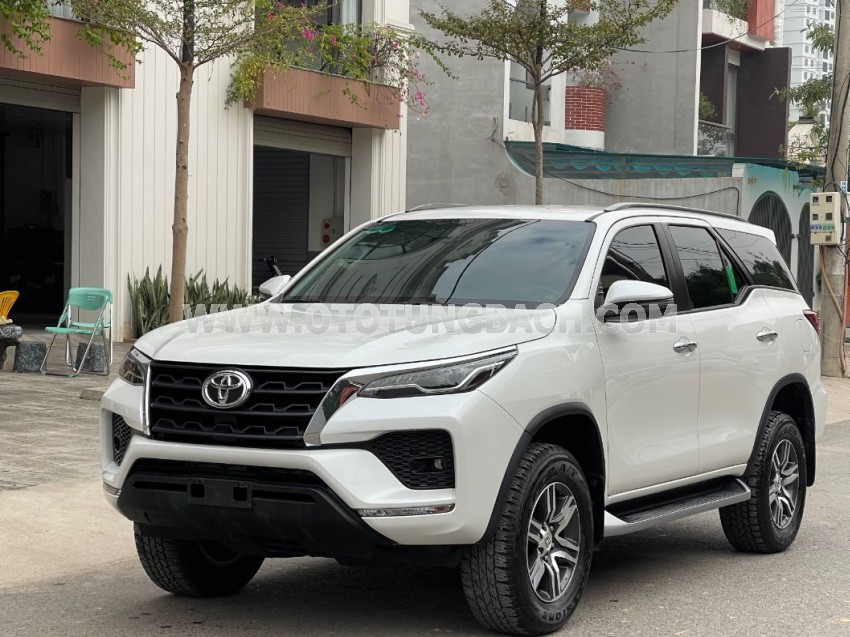 Toyota Fortuner 2.4L 4x2 AT 2023