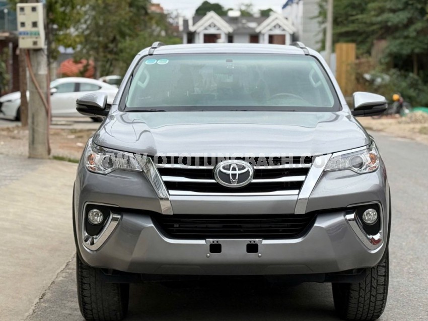 Toyota Fortuner 2.7V 4x2 AT 2019