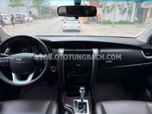 Xe Toyota Fortuner 2.7V 4x2 AT 2019