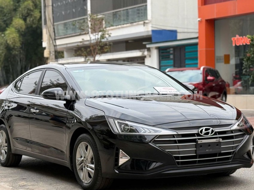 Hyundai Elantra 1.6 AT 2021