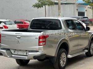 Xe Mitsubishi Triton 4x4 MT 2017