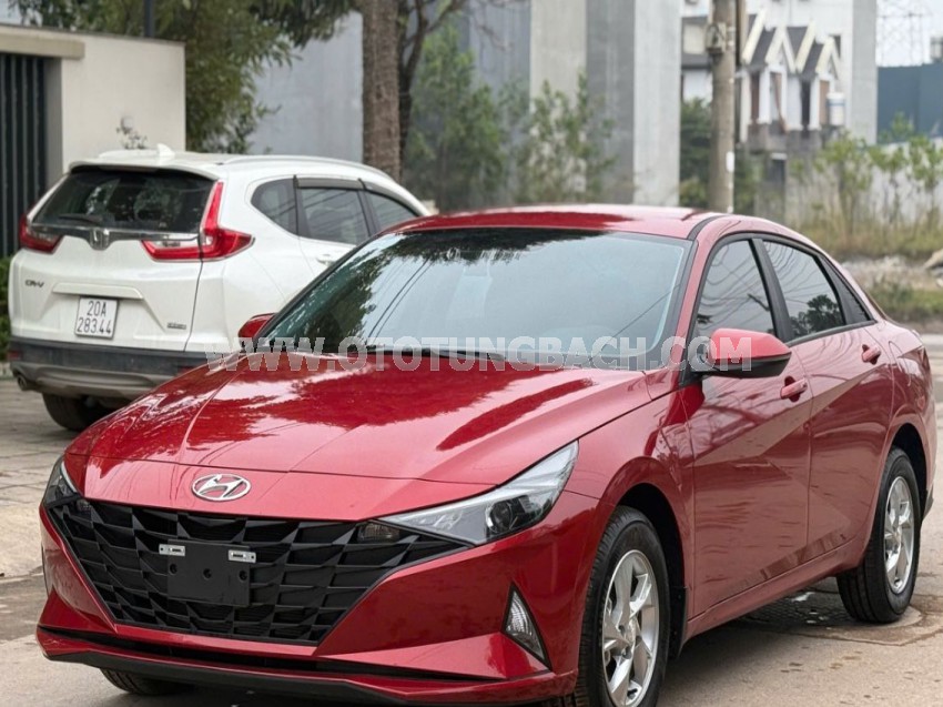 Hyundai Elantra 1.6 AT Tiêu chuẩn 2024