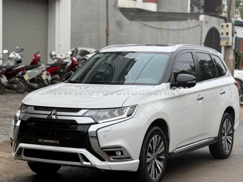 Mitsubishi Outlander Premium 2.0 CVT 2023