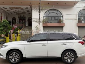 Xe Mitsubishi Outlander Premium 2.0 CVT 2023