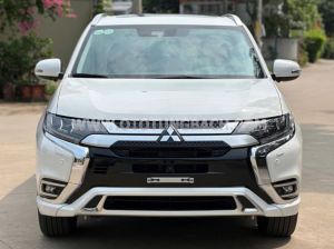 Xe Mitsubishi Outlander Premium 2.0 CVT 2023