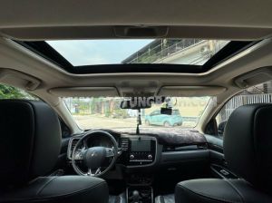 Xe Mitsubishi Outlander Premium 2.0 CVT 2023