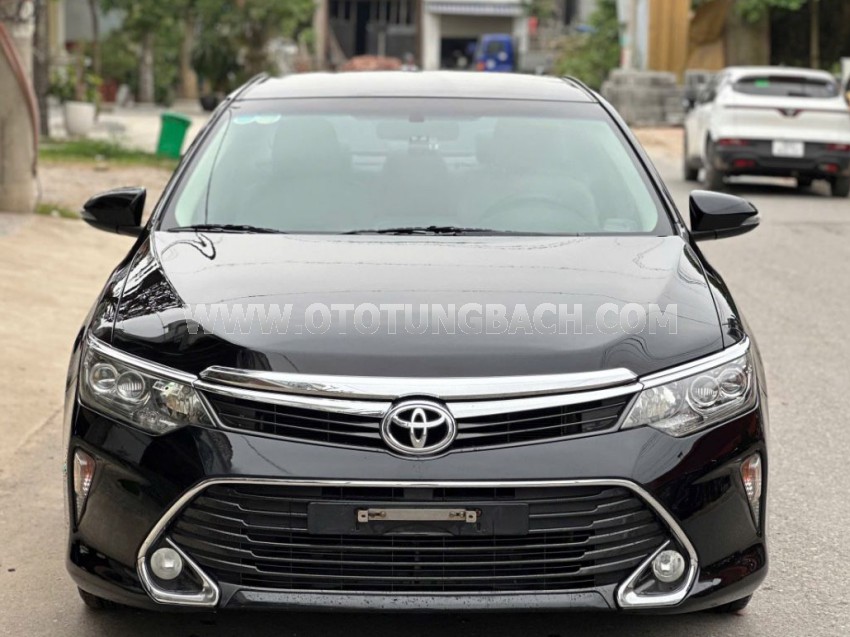 Toyota Camry 2.0E 2018