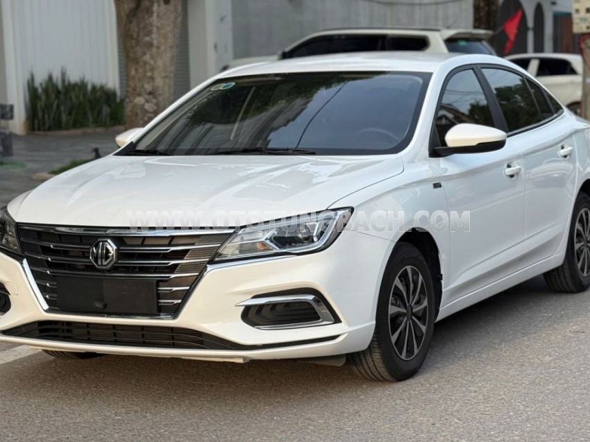 MG 5 1.5 MT 2023