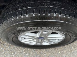 Xe Ford Ranger XLS 2.0L 4x2 AT 2024