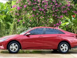 Xe Hyundai Elantra 1.6 AT Tiêu chuẩn 2024