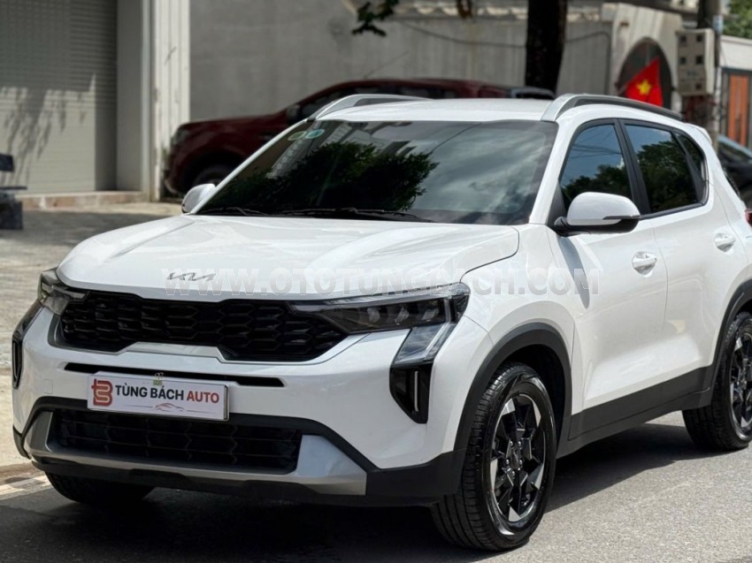 Kia Sonet Luxury 1.5 AT 2024