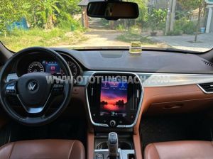 Xe VinFast Lux SA 2.0 Premium 2.0 AT 2019