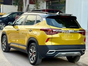 Xe Kia Seltos Premium 1.6 AT 2021