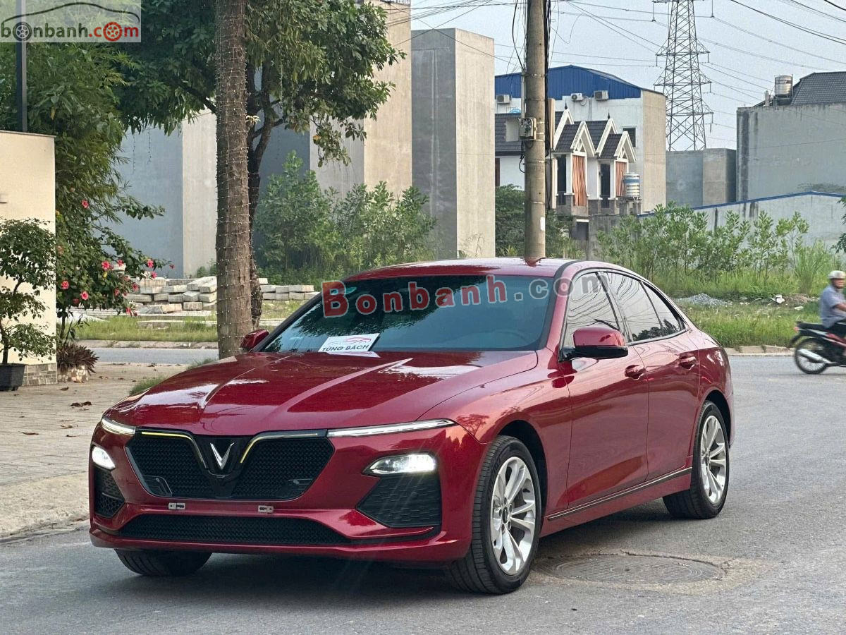 VinFast Lux A 2.0 Tiêu chuẩn 2022