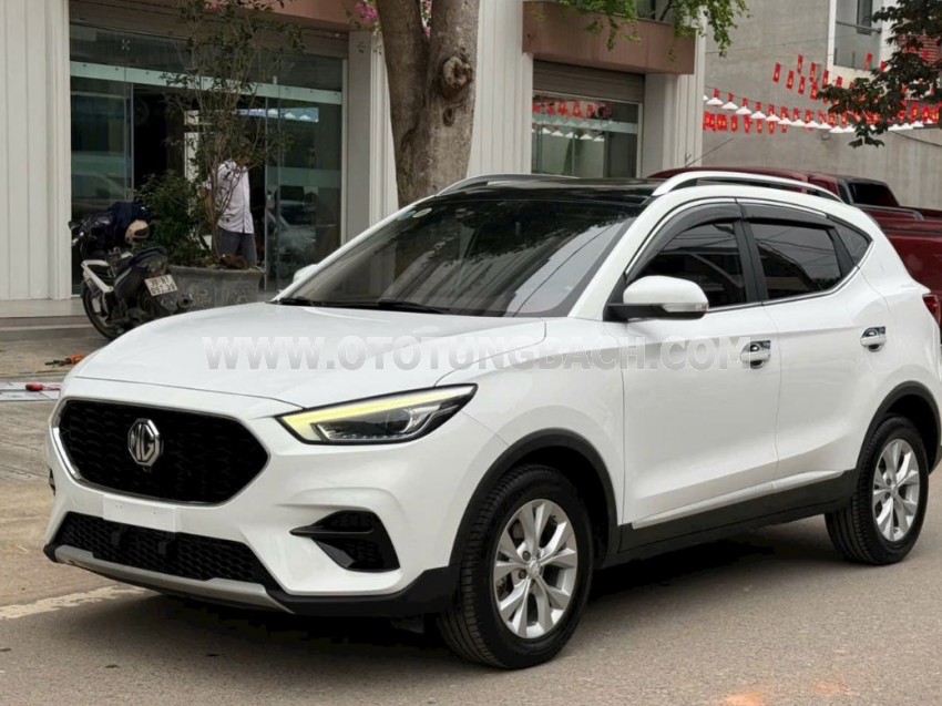 MG ZS Standard 1.5 AT 2WD 2024
