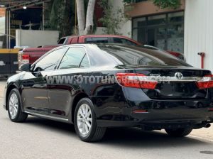 Xe Toyota Camry 2.0E 2012