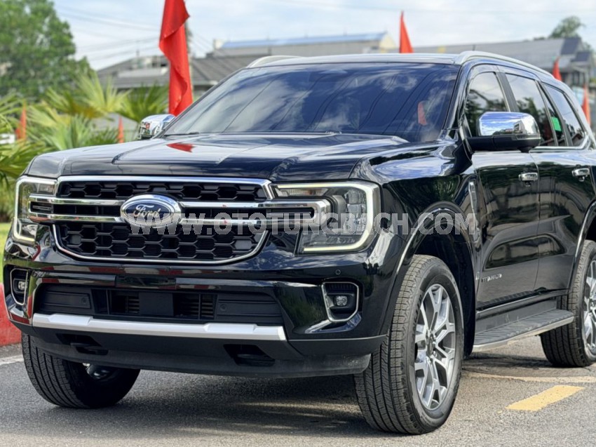 Ford Everest Titanium 2.0L 4x2 AT 2024
